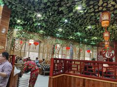 -袁小二大东北铁锅炖(吉祥村总部)