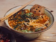招牌小锅米线-缘生态云南菜·野生菌庭院餐厅(华侨城店)