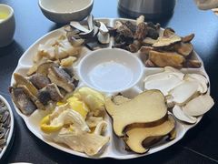 -野菌皇海景野生菌火锅(滨海大道店)