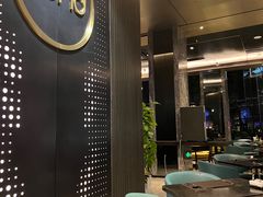 -星河吉酒店-BOND大堂吧·咖啡·简餐