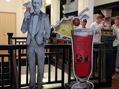 -Long Bar(莱佛士酒店)