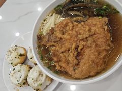 -老西白点心店
