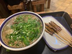 -云阿蛮云南生烫牛肉米线(奉贤路店)