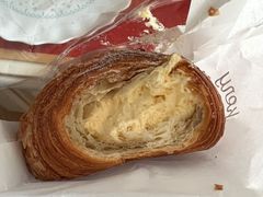 泡芙羊角-OUR Bakery(SKP-S店)