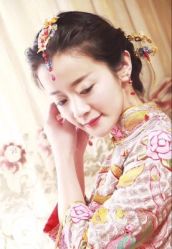 点击看大图 -觅白婚纱礼服馆