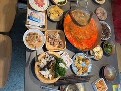 -楠小云·云南鲜菌·鲜牛自助火锅(九眼桥店)