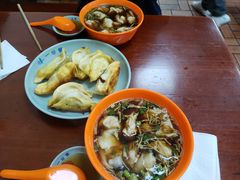 鲜肉锅贴/只-味一早餐(新芝路店)