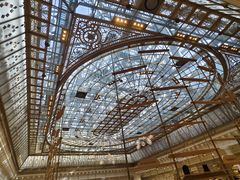 -乐蓬马歇百货公司(Rive Gauche)