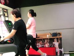 -征成健身连锁私教工作室(九公里店)