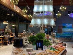自助取餐区-蓝珊甄选海鲜自助·火锅大排档(近阿那亚店)