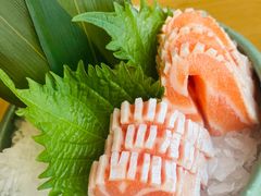 三文鱼腩刺身-王鼎精致料理铁板烧(世博源店)