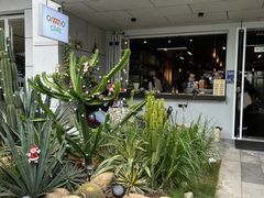 -ommo cafe(半岛城邦店)