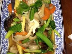 -卷心菜和避孕套餐厅(Pattaya)