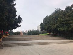 -上海市龙华烈士陵园