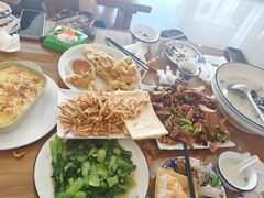 -美顺香食府鱼头老店(雪野湖店)