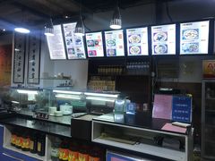 -陇上全荟兰州传统牛肉面(延吉路店)