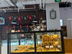 面包甜点陈列柜-熊叔熊婶面包房(团结湖店)