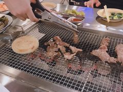 -马路牙子烧烤音乐酒馆(望京店)