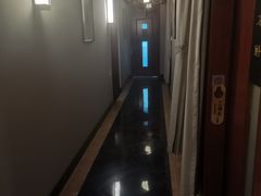 -裕和堂中医推拿艾灸(太古汇臻品店)