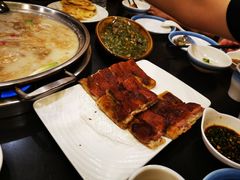 -老来福·非遗酸汤兔(凯旋路店)