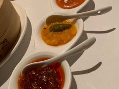 一入座就端上来的辣椒酱很有食欲-香宫(九龙香格里拉店)