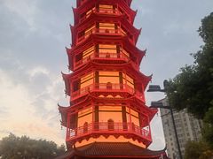 -绳金塔