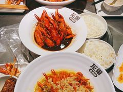 -龙巢盱眙龙虾·牛蛙·烧烤宵夜(八卦岭店)