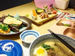-一米空间·日式料理(逗号立方店)