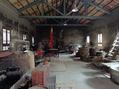 -西安龙窝酒业有限公司