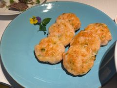 潮州手打虾饼-香港龙凤楼(巨鹿路洋房店)