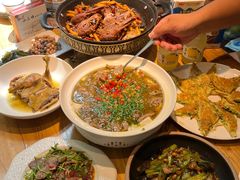-小三峡食府(西五路店)