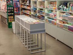 -名创优品(北京新中关购物中心地铁层店)