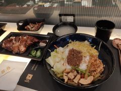 卤炸鸡腿饭-馔豚·台北菜专门店(深圳湾万象城店)