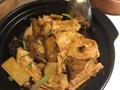 -翅爷家煲仔翅