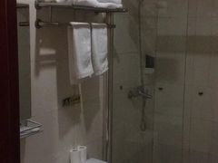 -明华泰康酒店(北京万丰路七里庄地铁站店)