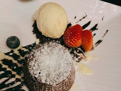 -卡佩罗意大利餐厅及酒吧Al Cappello Trattoria