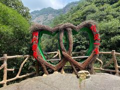 -黄山翡翠谷景区