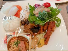 -怡咖啡海鲜自助餐厅(浦东香格里拉店)