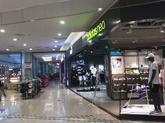 -永旺黄岛购物中心