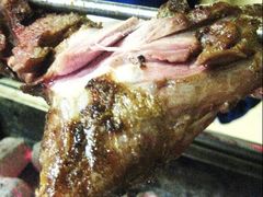 烤羊腿-柿子树炭烤羊腿(金台路店)