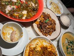 -初蓉丨遇见新川菜(亲贤街荣耀店)