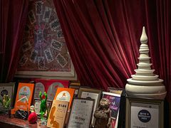 -弦月窗LUNETTE BY AMANDA(复兴路店)