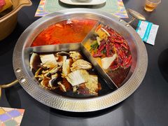-廖掌柜·重庆鲜货火锅(上海首店)
