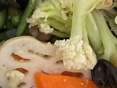 -老六素货(王顶堤店)