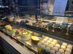 面包甜点陈列柜-Juicy Bakery(大学路店)