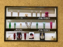-AKOZO Beauty Salon