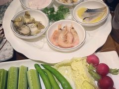 -青瓦餐厅·生鱼片·韩园烤肉(西塔店)