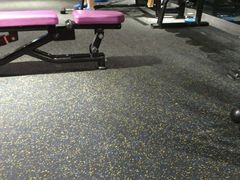 -格易美游泳馆健身房(新昆仑店)