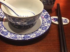 餐具摆设-百花深处·老北京风味菜