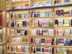 -猫的天空之城概念书店(印象城购物中心店)